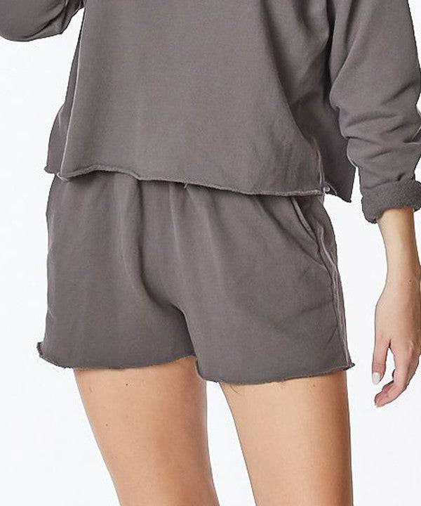 GARMENT DYE VINTAGE SHORTS - Eye Candy Sensation