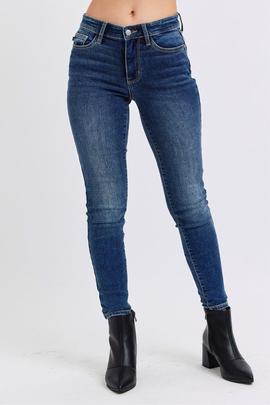 Judy Blue Full Size Mid-Rise Waist Skinny Jeans with Pockets Trendsi