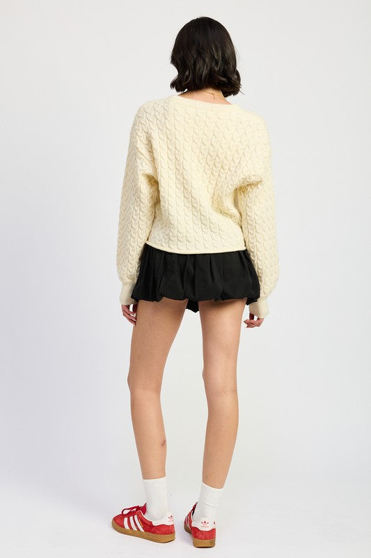 CABLE KNIT CROPPED SWEATER - Eye Candy Sensation