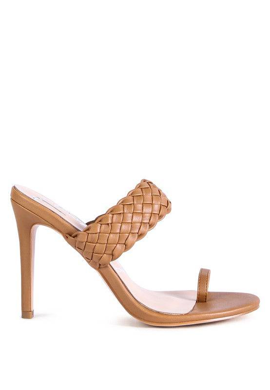 HIGH PERKS WOVEN STRAP TOE RING SANDALS Eye Candy Sensation