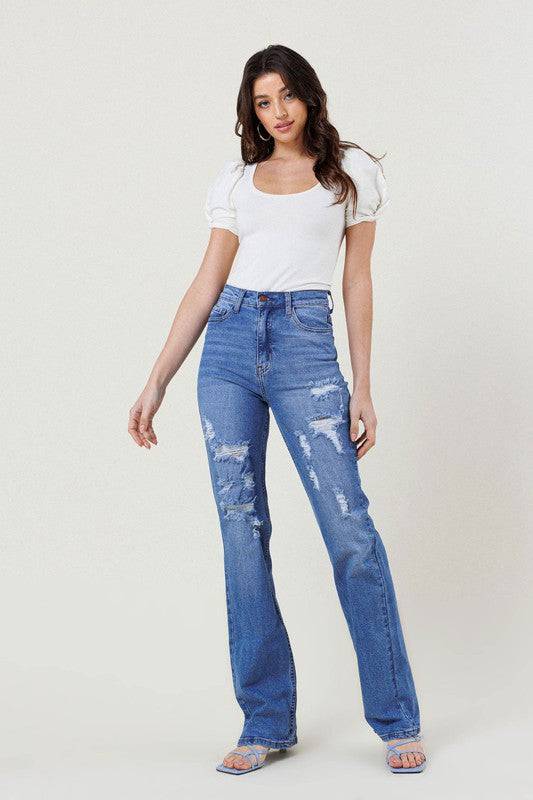 HIGH RISE DISTRESSED STRAIGHT LEG Eye Candy Sensation