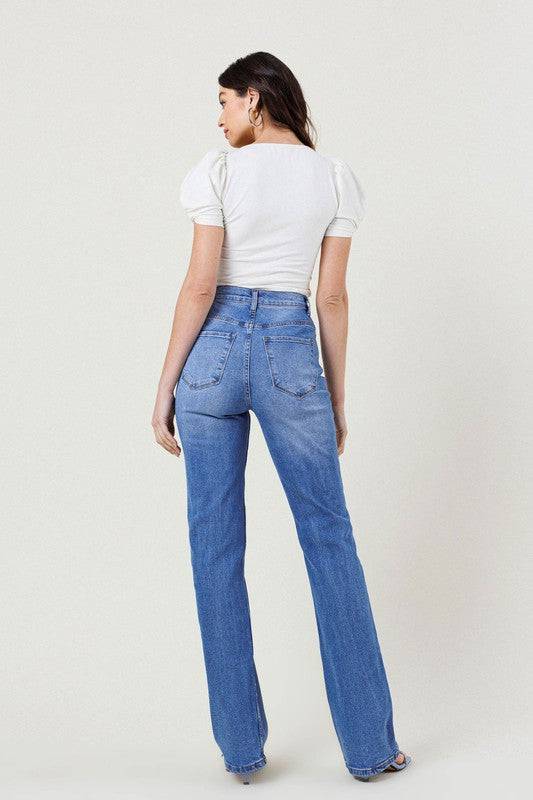 HIGH RISE DISTRESSED STRAIGHT LEG Eye Candy Sensation