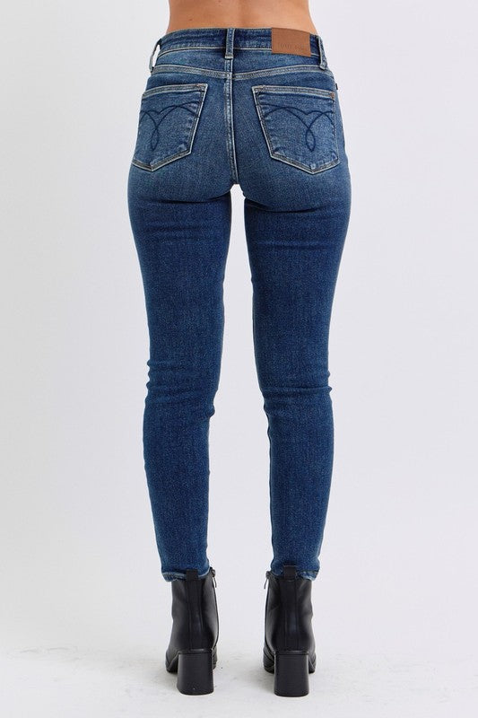 Judy Blue Full Size Mid-Rise Waist Skinny Jeans with Pockets Trendsi