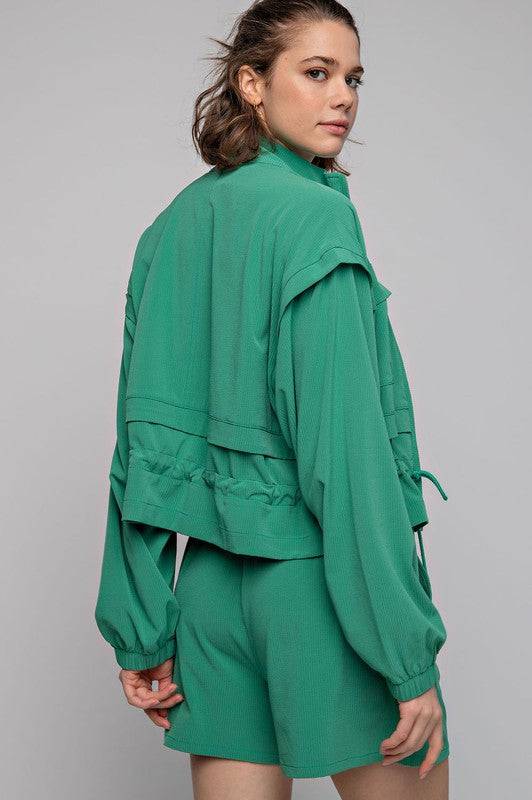 Crinkle Woven Cropped Jacket Rae Mode