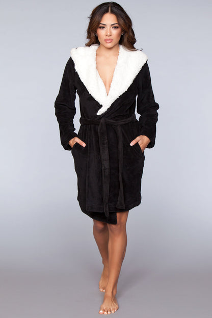 1817 Janet Plush Fleece Color Block Robe BeWicked