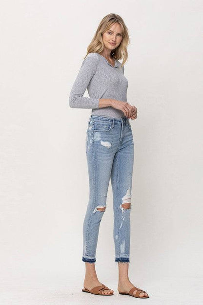 MID RISE CROP SKINNY Eye Candy Sensation