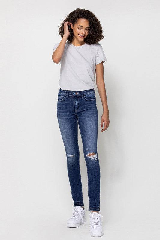 Mid Rise Ankle Skinny W/Distressed Hem Eye Candy Sensation