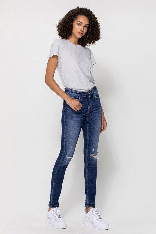 Mid Rise Ankle Skinny W/Distressed Hem Eye Candy Sensation