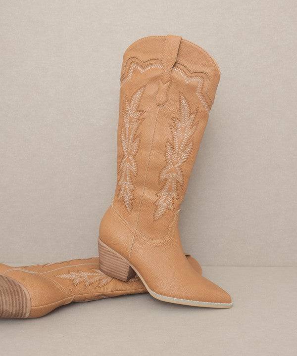 Oasis Society Ainsley - Embroidered Cowboy Boot Eye Candy Sensation